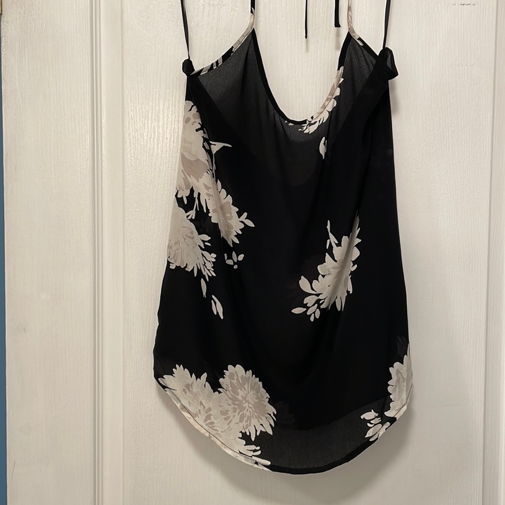 Lucky Brand top